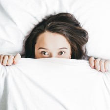 Αυτά είναι τα καλύτερα καθαριστικά προσώπου για σένα που έχεις ακμή